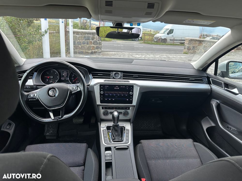 Volkswagen Passat 2.0 TDI DSG Comfortline - 6