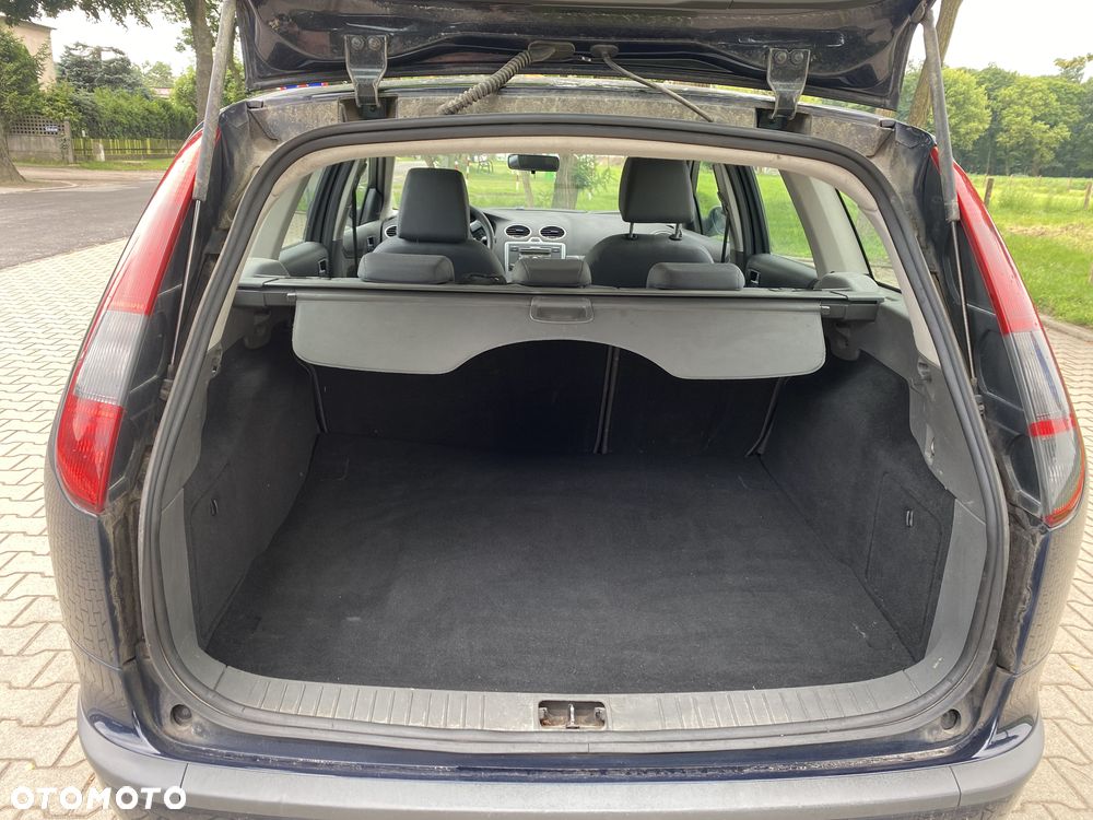 Ford Focus 1.6 TDCi Ambiente - 12