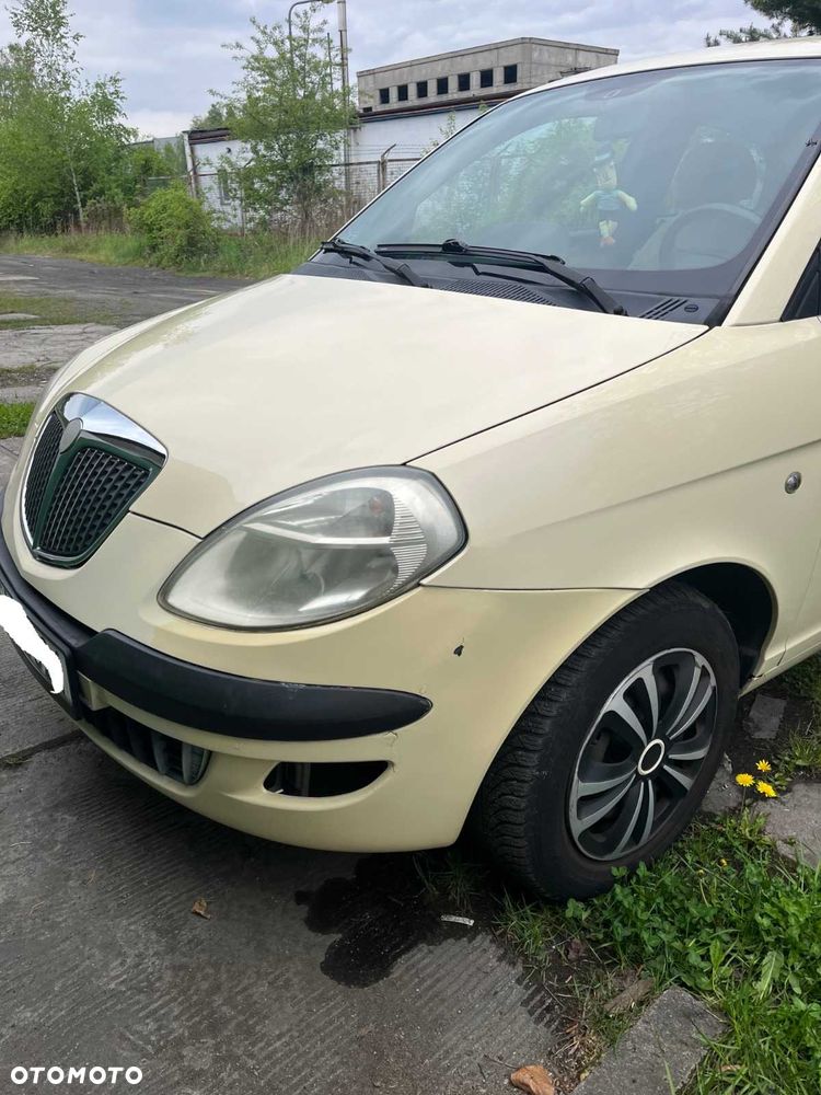 Lancia Ypsilon - 3