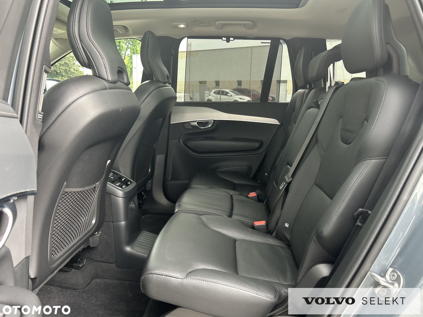 Volvo XC 90 - 30