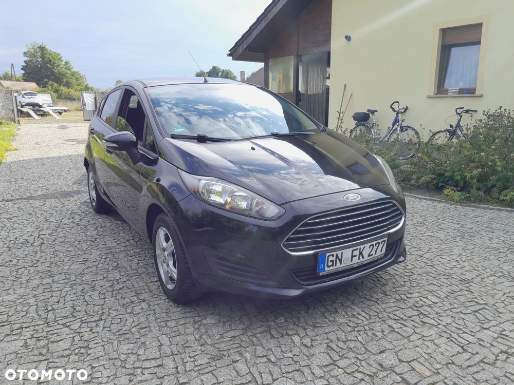 Ford Fiesta 1.25 Celebration - 3