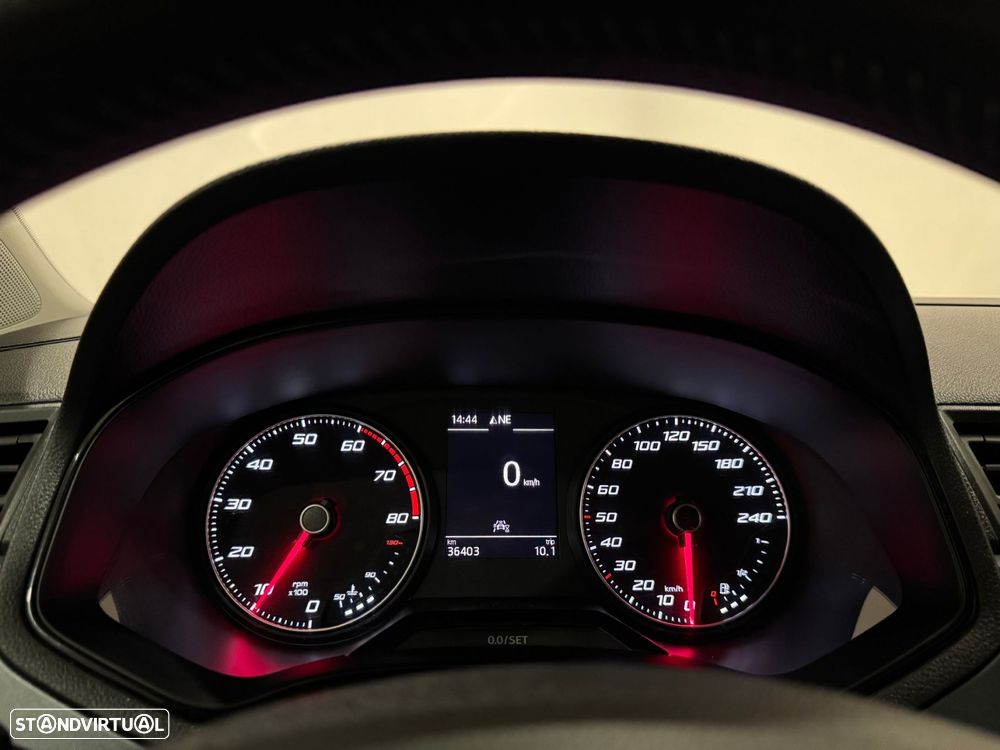 SEAT Arona 1.0 TSI Xcellence - 44