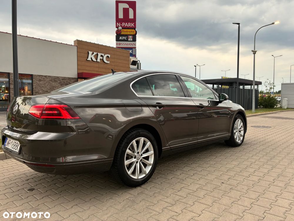 Volkswagen Passat 2.0 TDI BMT Comfortline DSG7 - 9