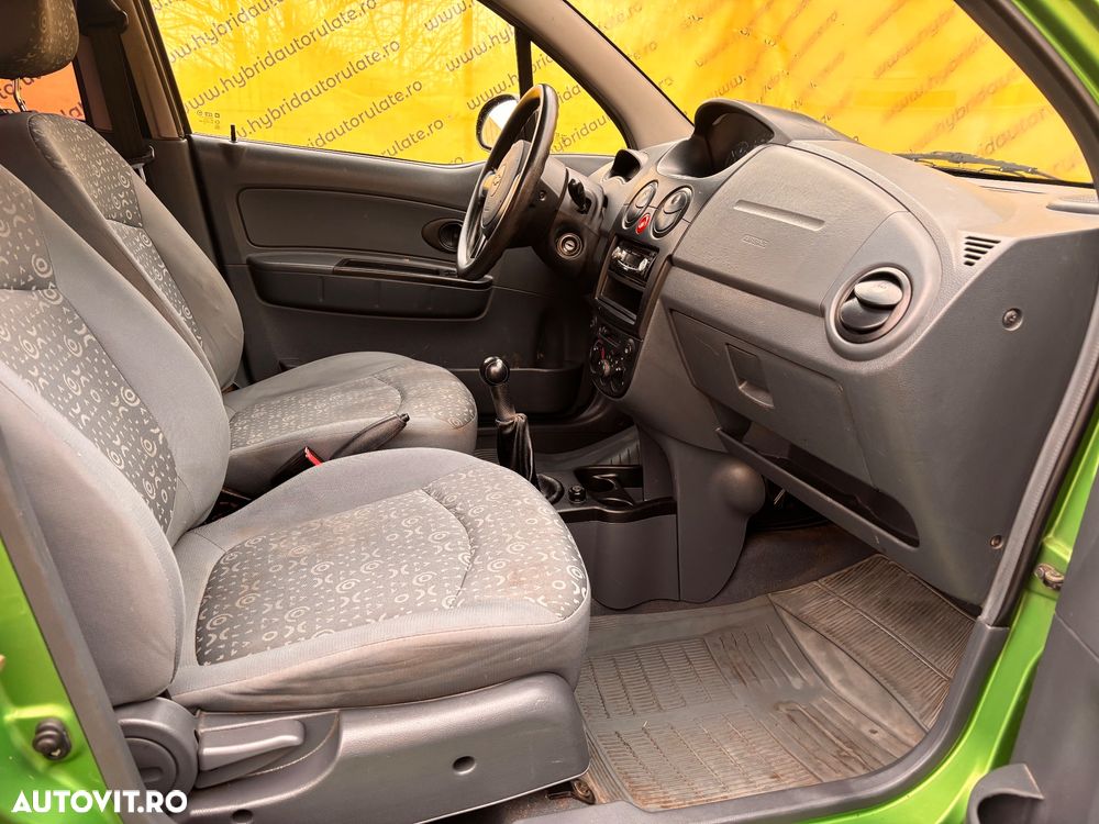 Chevrolet Spark 0.8 SE 155 - 15