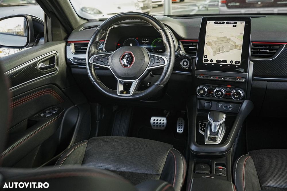 Renault Arkana E-TECH Hybrid RS Line - 7