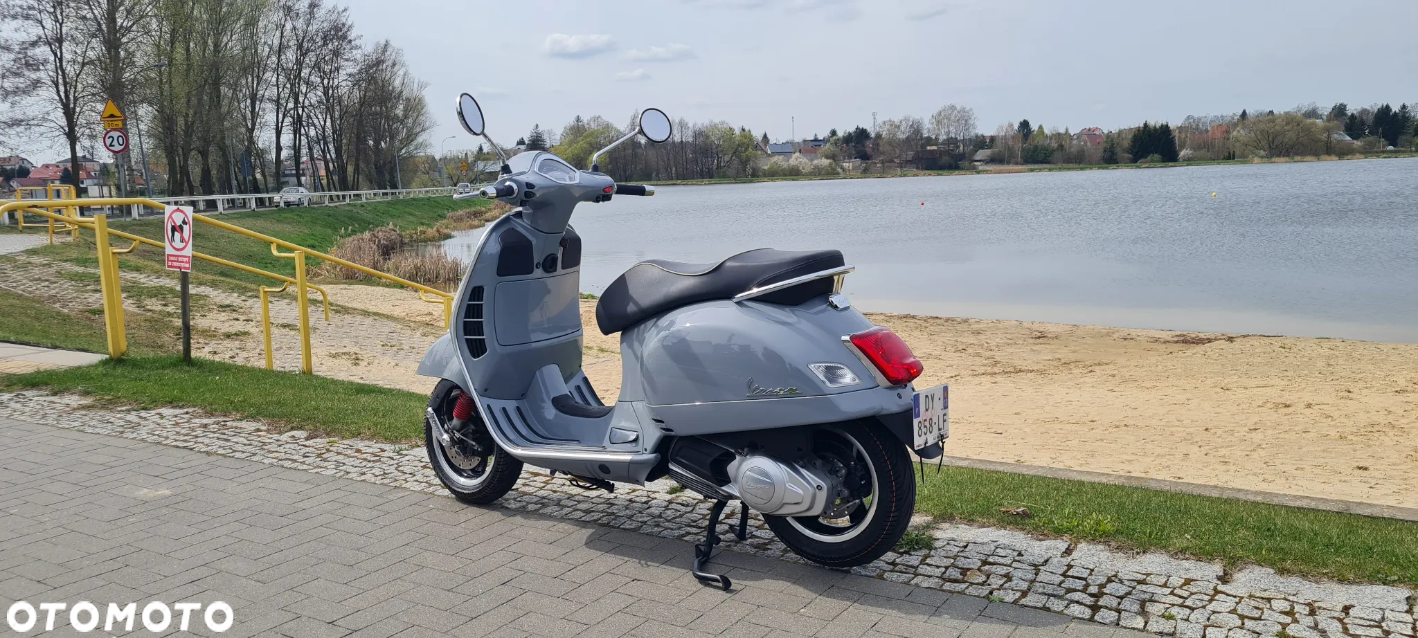Vespa GTS - 7