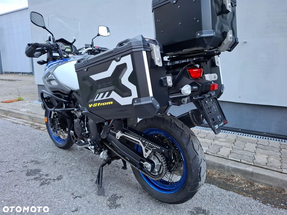 Suzuki DL - 20