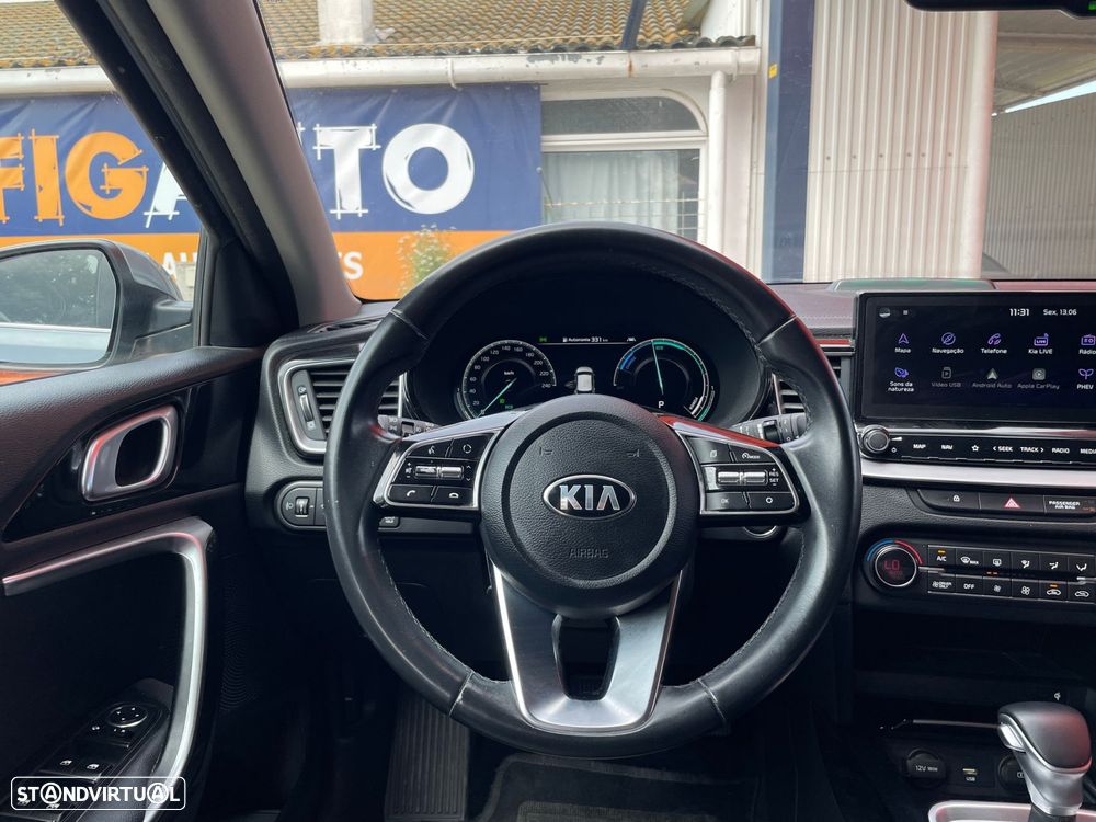 Kia XCeed - 4
