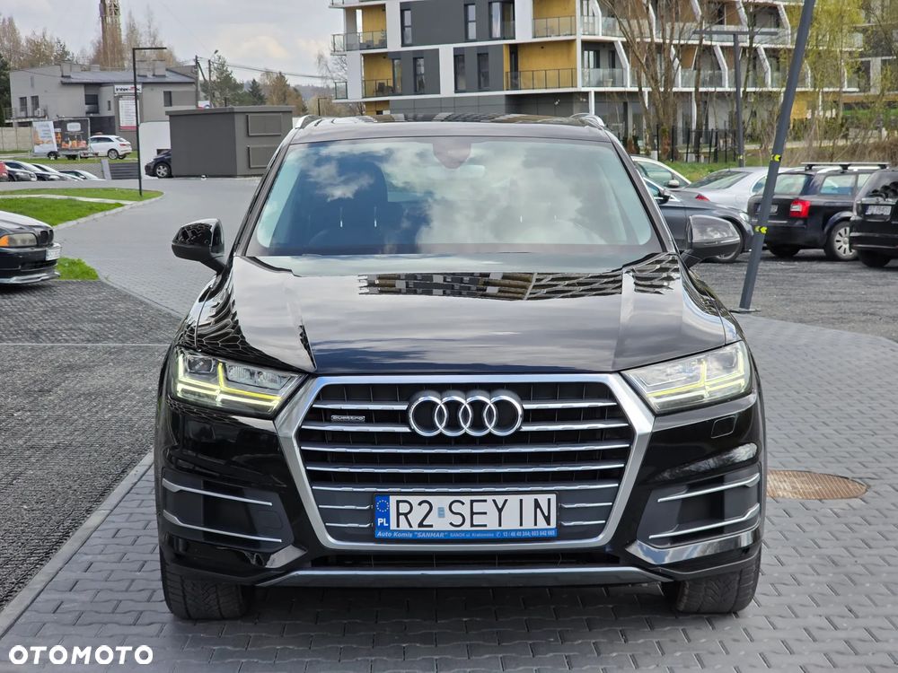 Audi Q7 - 12