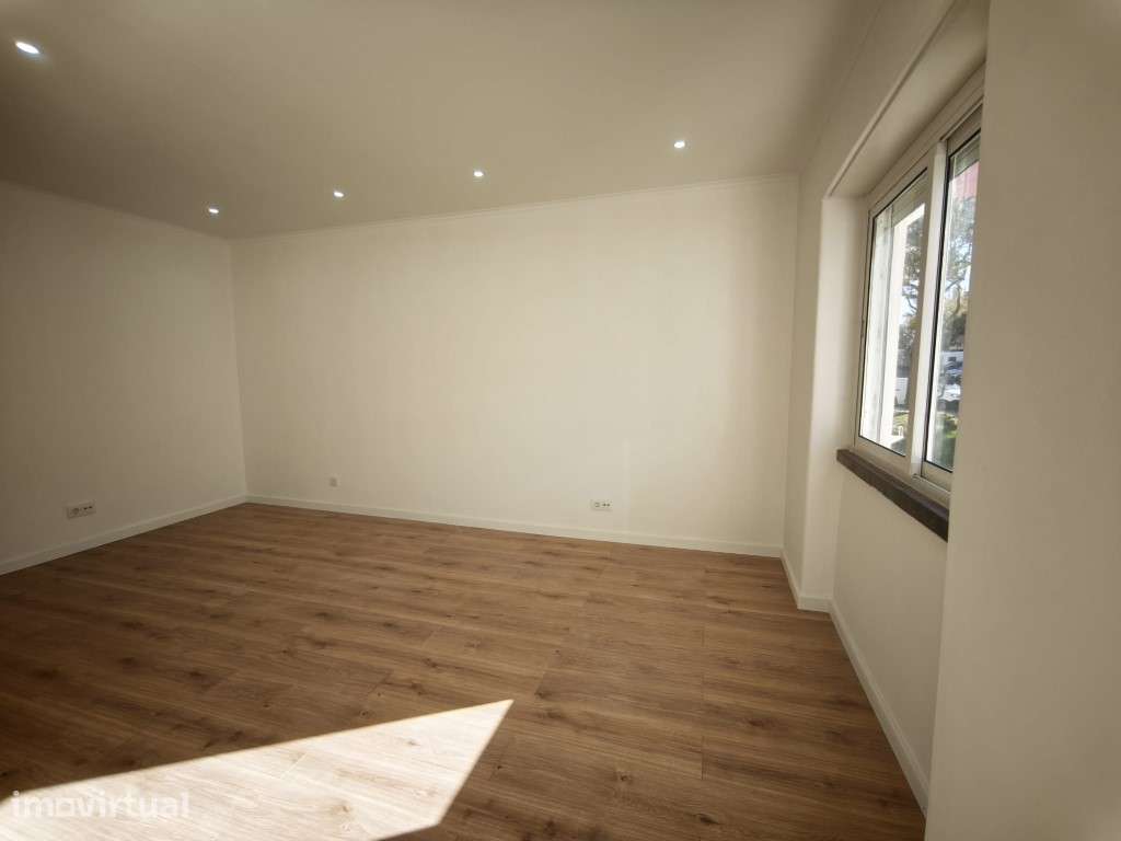 Excelente Apartamento T3 com terraço - Grande imagem: 4/10