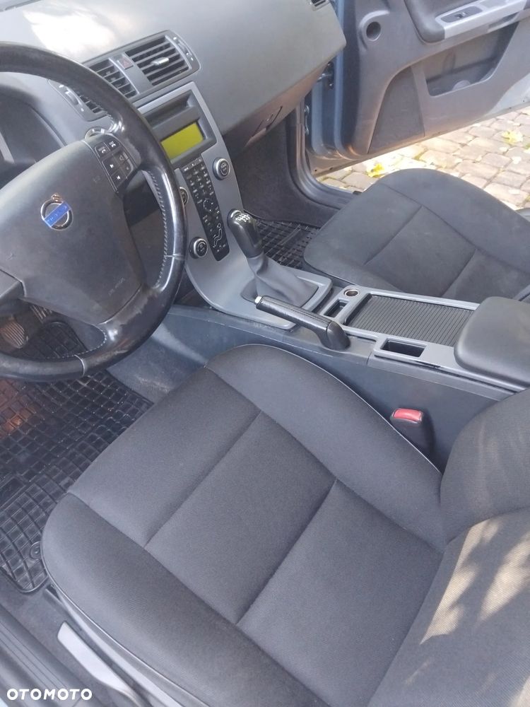 Volvo V50 2011 photo 4