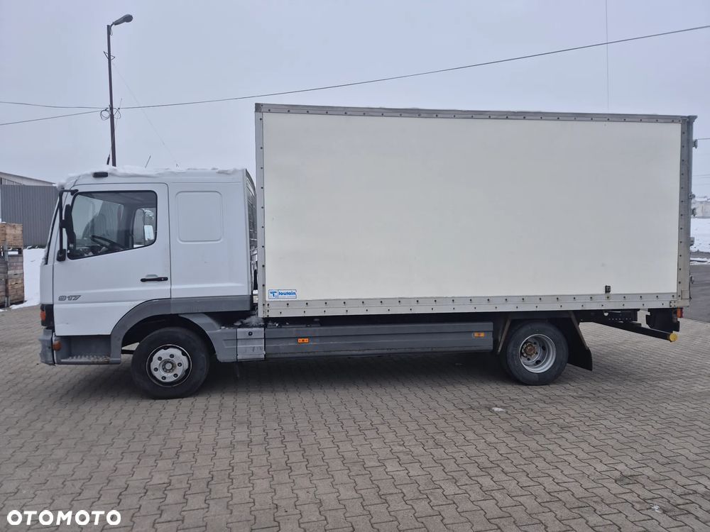 Mercedes-Benz Atego - 1