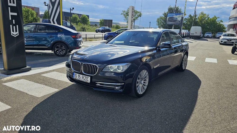 BMW Seria 7 740d xDrive - 13
