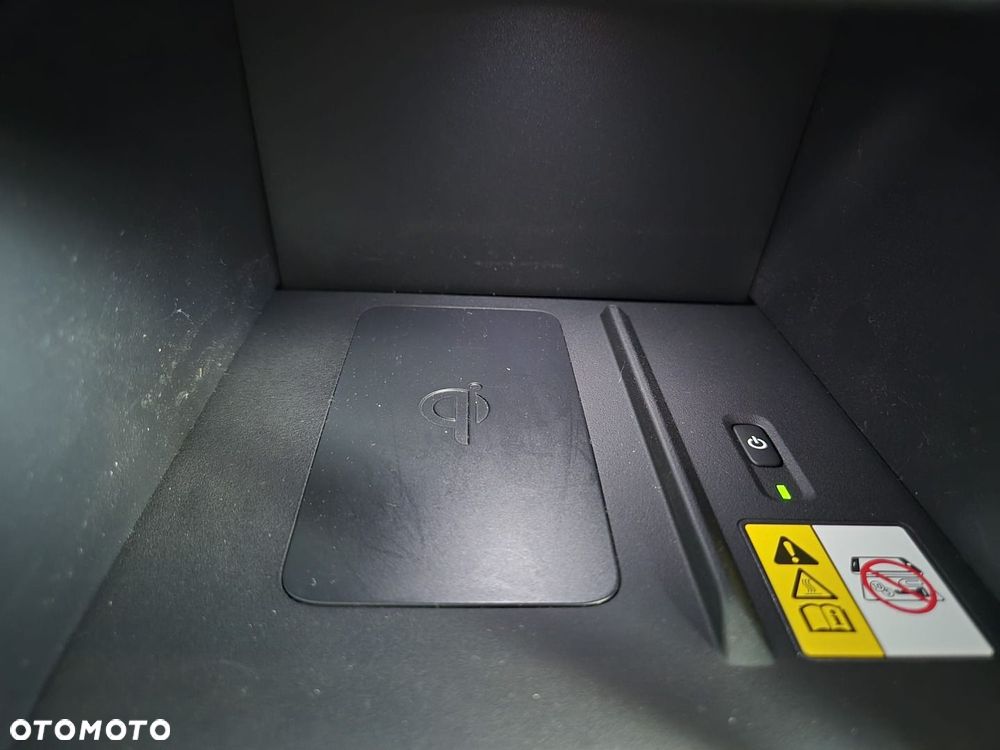 Toyota Corolla Cross 2.0 Hybrid Style - 24