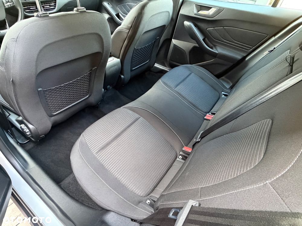 Ford Focus 1.5 EcoBlue Start-Stopp-System TITANIUM - 27
