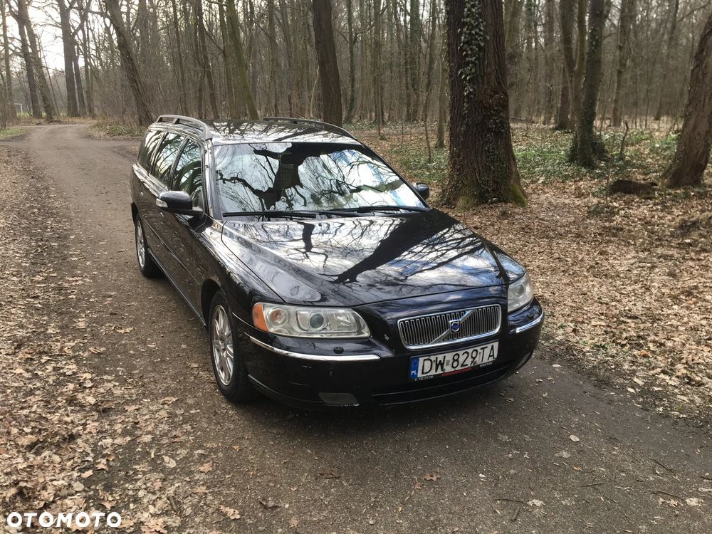 Volvo V70 D5 Momentum - 21