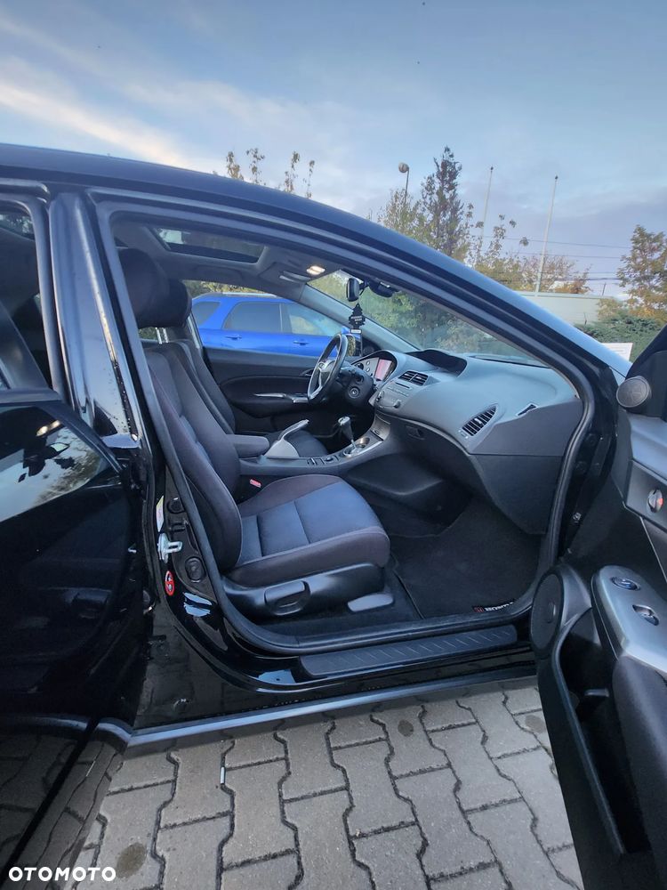 Honda Civic 1.8 Executive - 8