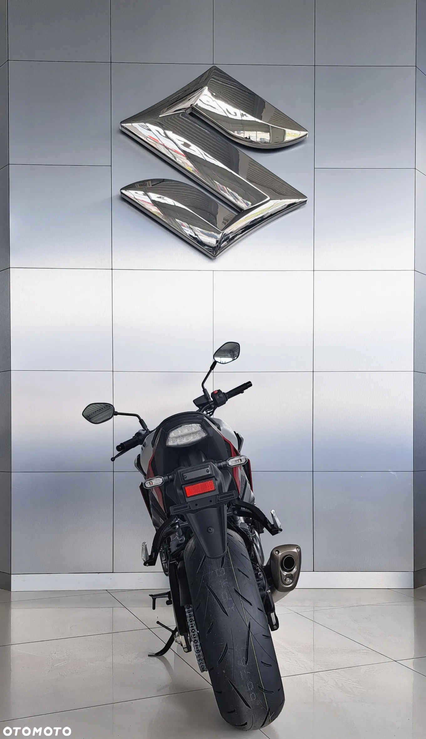Suzuki GSX 1000 - 8