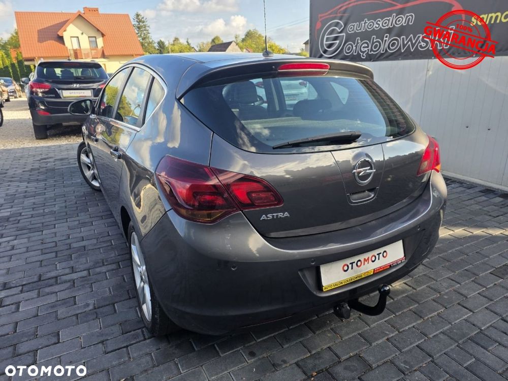 Opel Astra 1.4 Turbo Exklusiv - 8