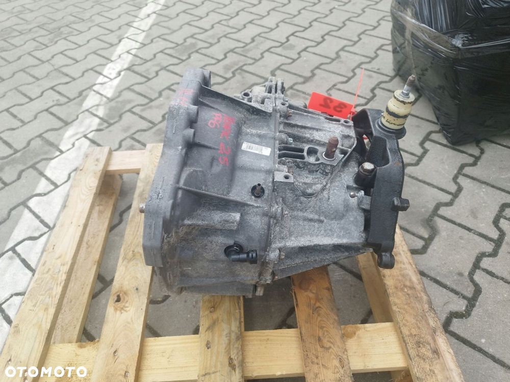 SKRZYNIA BIEGOW TRAFIC VIVARO PRIMASTAR 2.5 DCI LIFT PF6 - 2