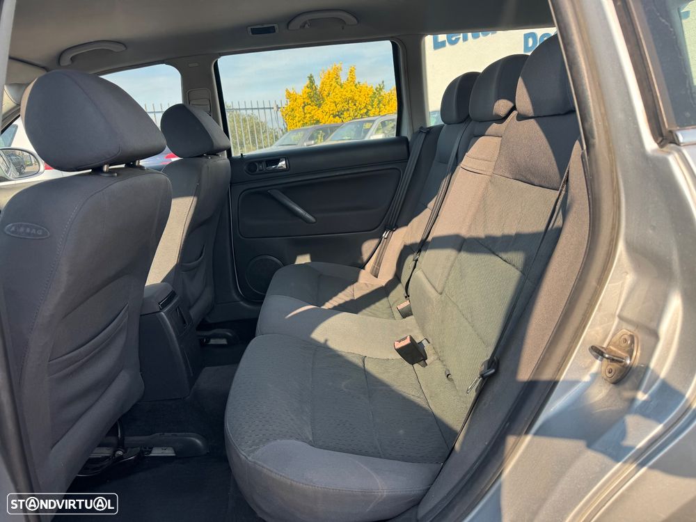 VW Passat Variant 1.9 TDi Confortline 6V - 13