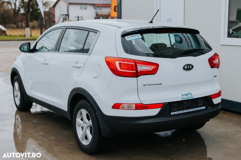 Kia Sportage 1.7 CRDI 2WD Attract - 8