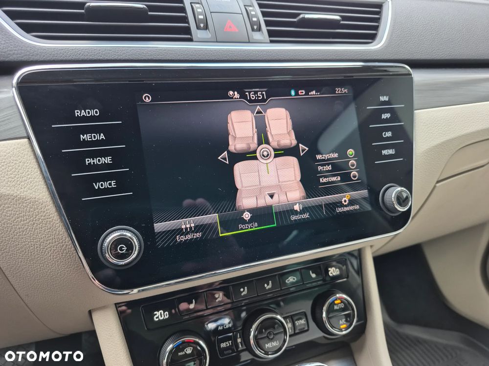 Skoda Superb 2.0 TDI SCR Style DSG - 14