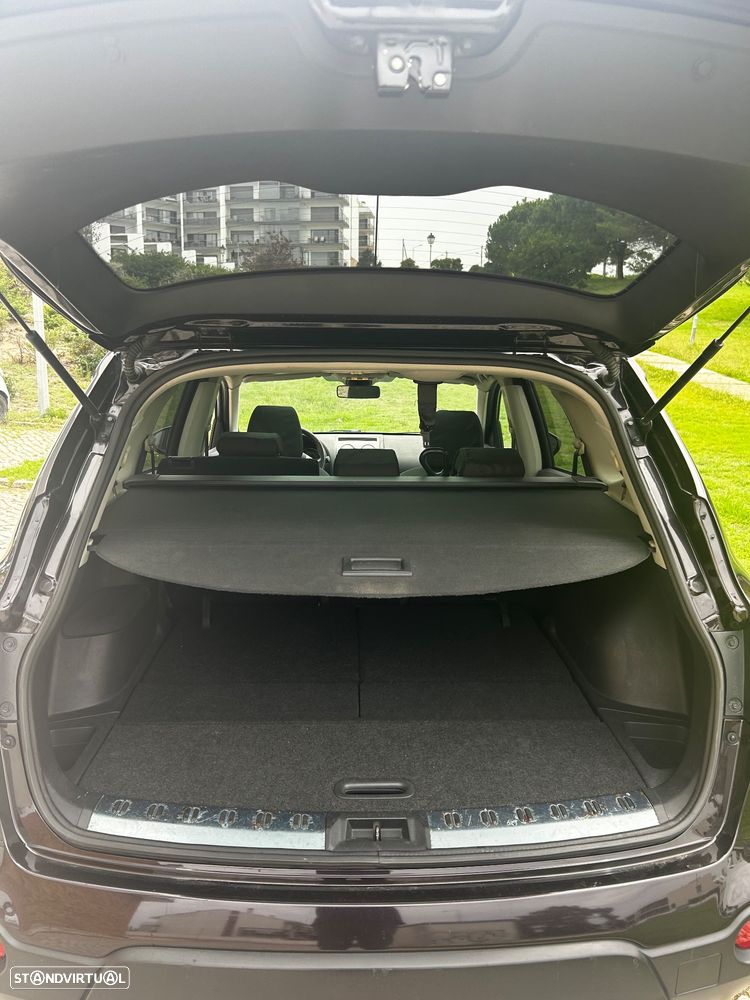 Nissan Qashqai +2 1.6 dCi Tekna Premium 18 360 - 9