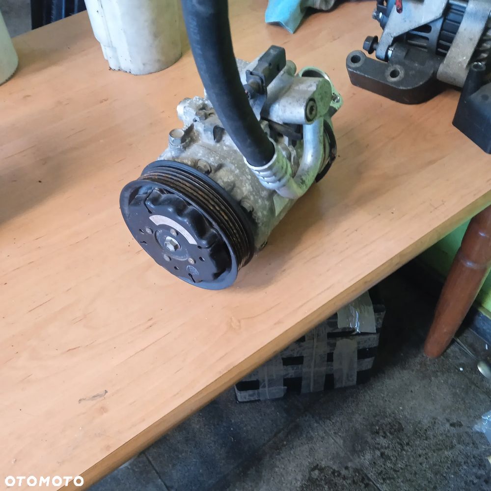 Kompresor klimatyzacji 6Q0820803G - 1