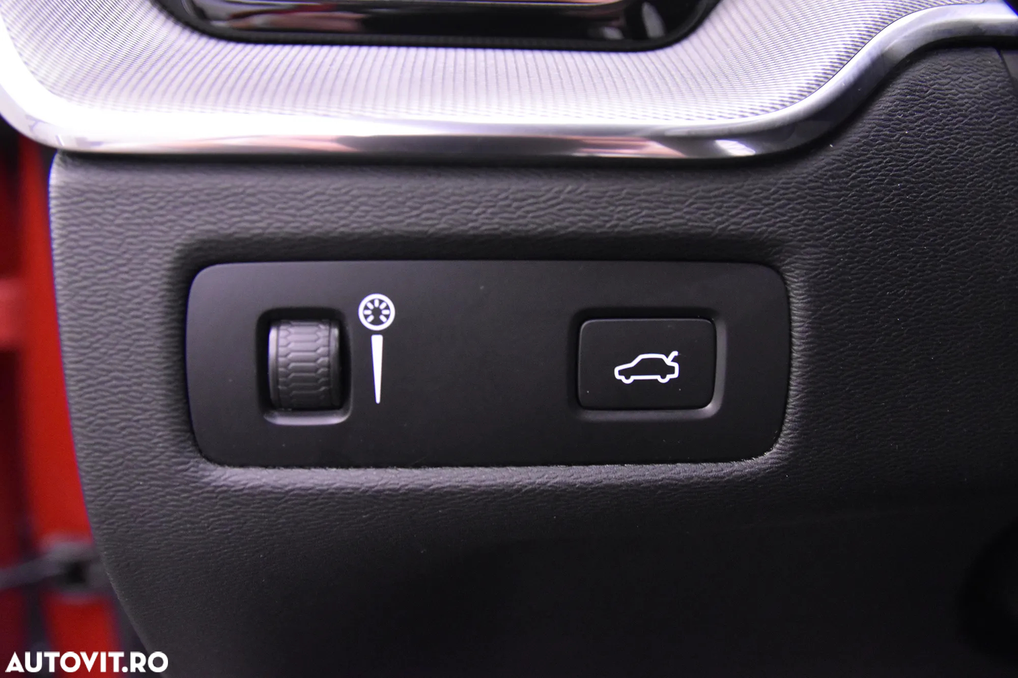 Volvo XC 60 B4 MHEV R-Design - 15