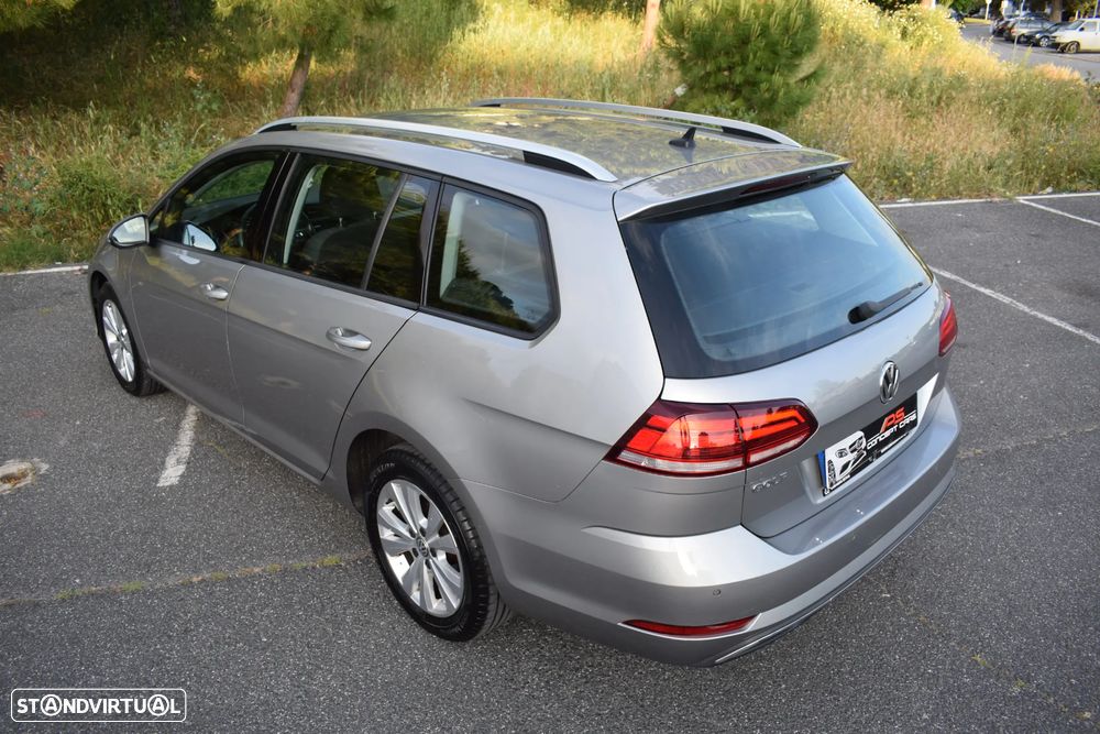 VW Golf Variant 1.6 TDi Confortline - 37