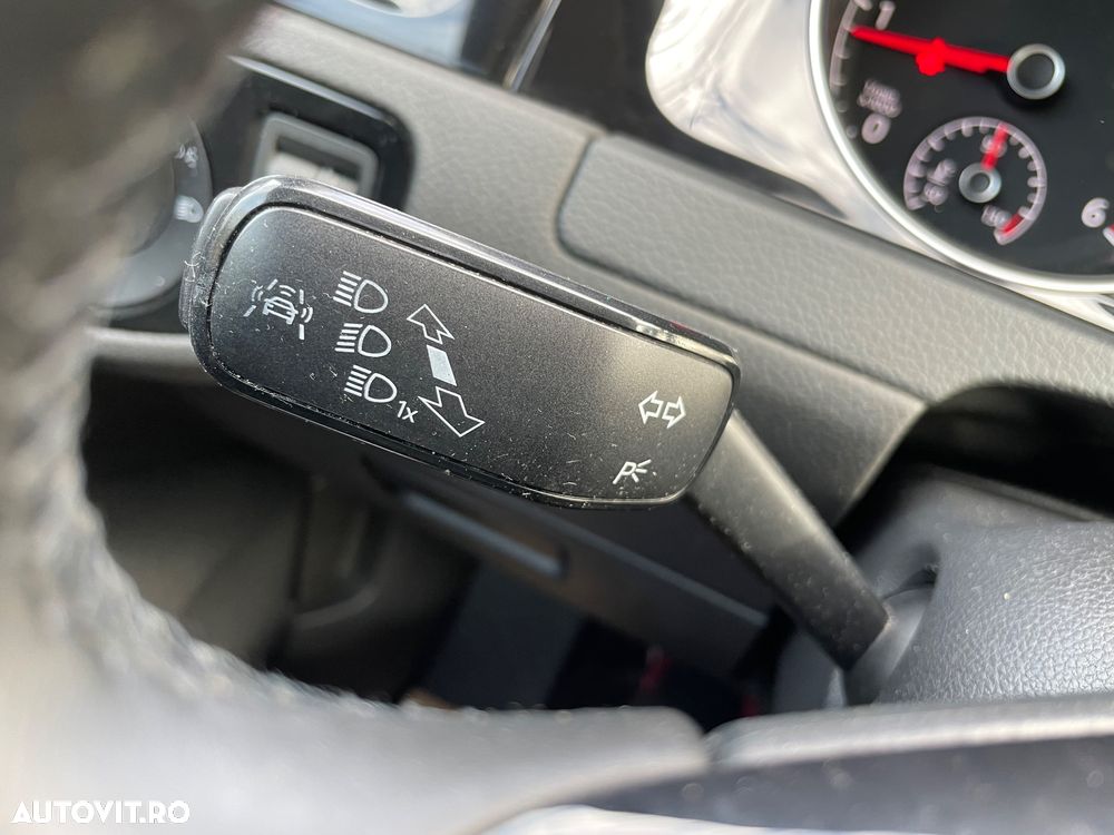 Volkswagen Golf - 17