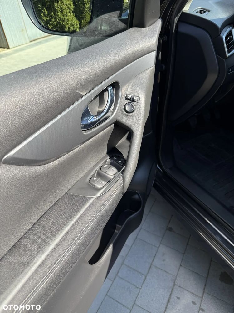 Nissan Qashqai 1.6 DIG-T N-Connecta - 5