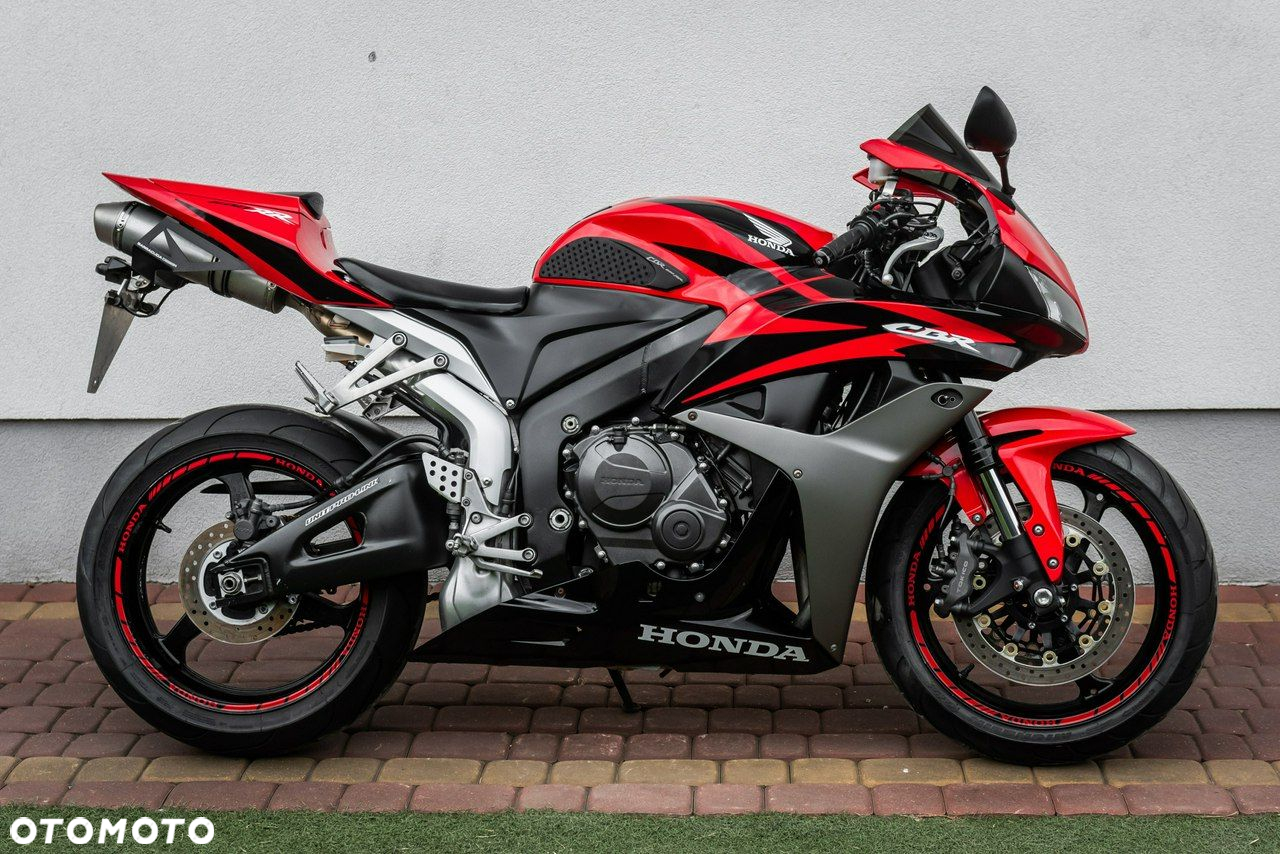 Honda CBR - 3