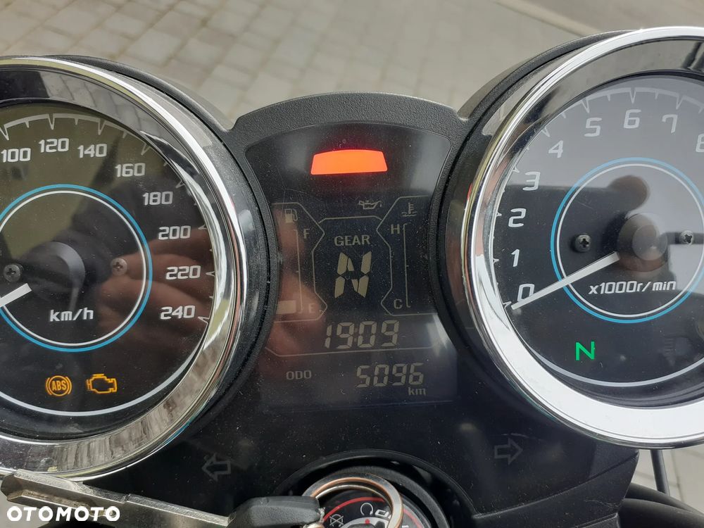 Kawasaki Z 650 RS - 1