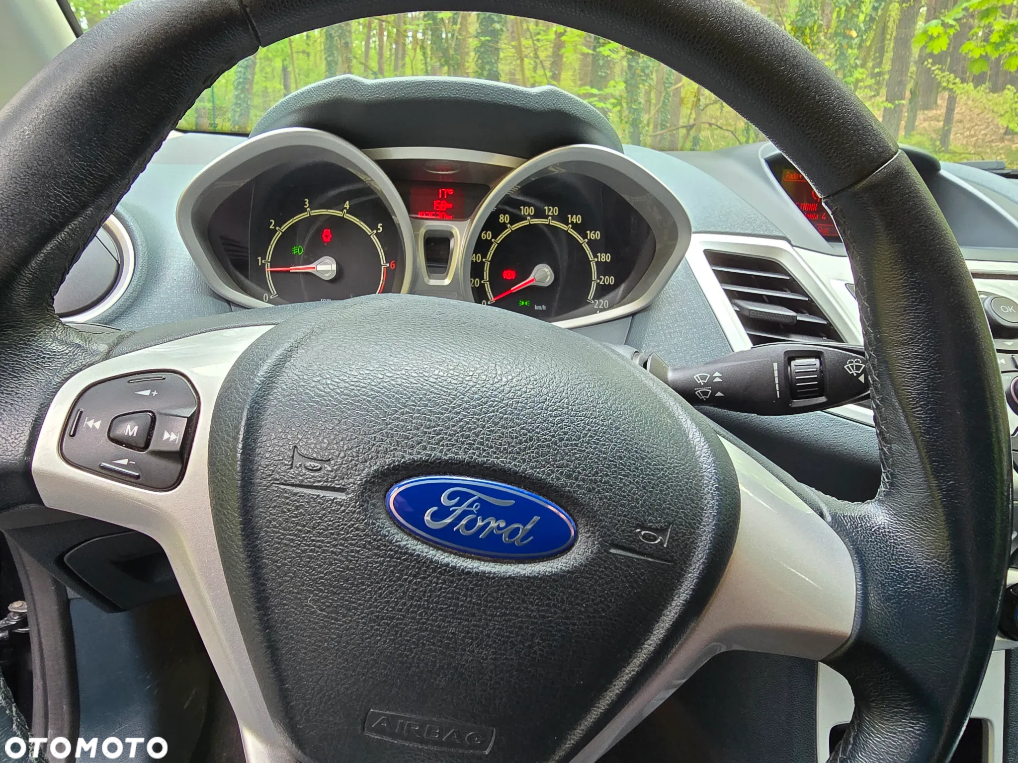 Ford Fiesta 1.6 Titanium - 31