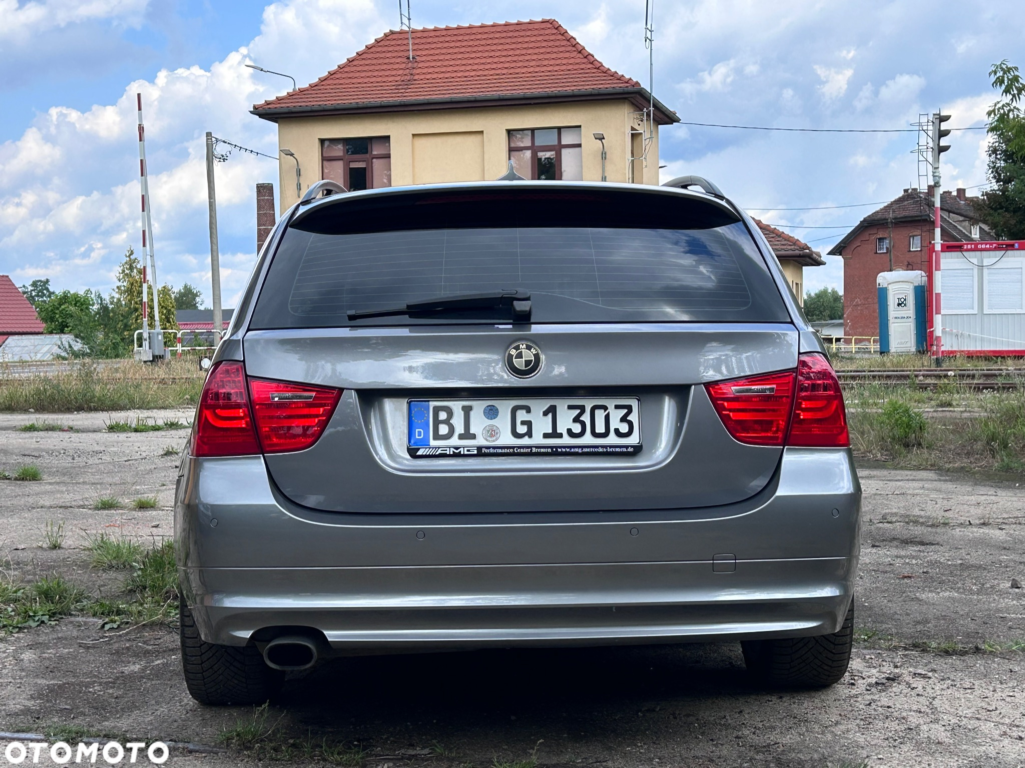BMW Seria 3 320i Touring - 4