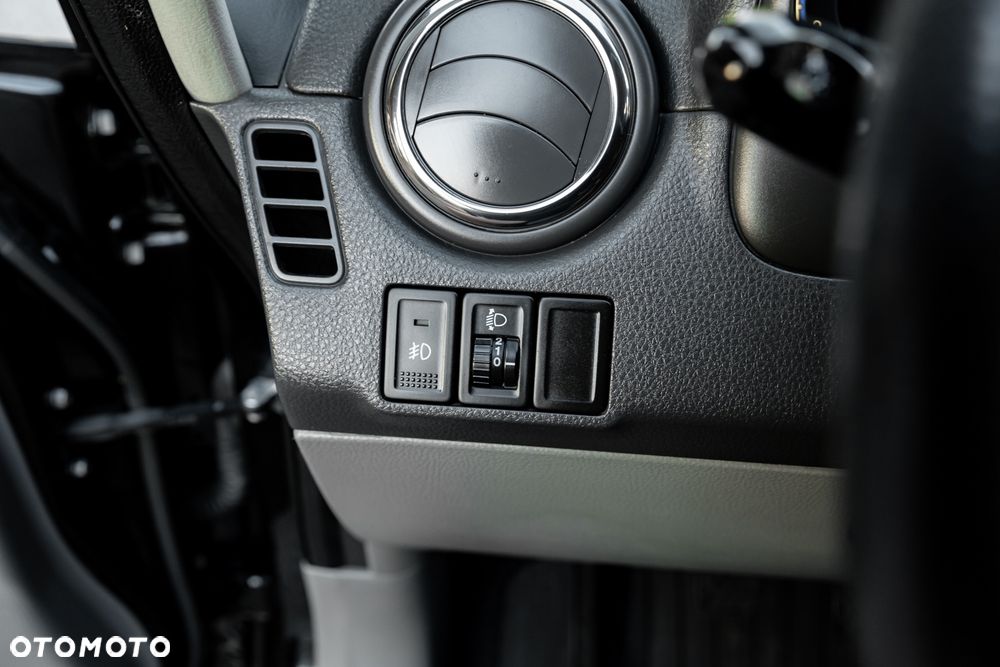 Suzuki SX4 1.6 Comfort 4WD - 28