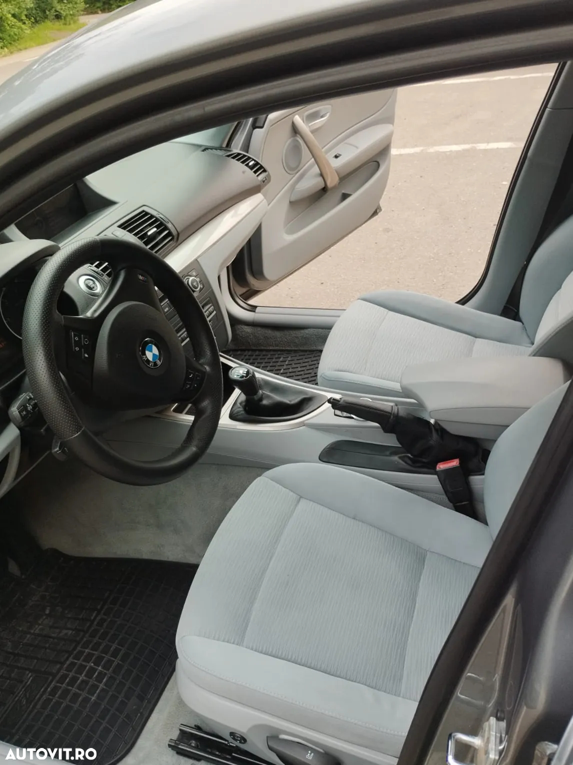 BMW Seria 1 120d - 14