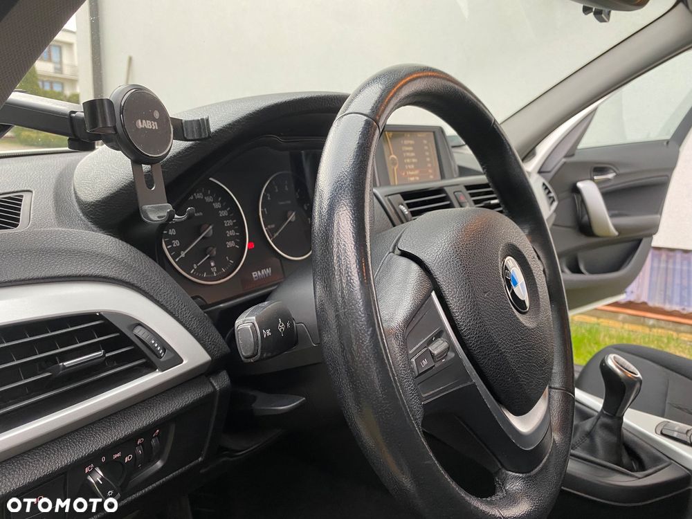 BMW Seria 1 118i - 18