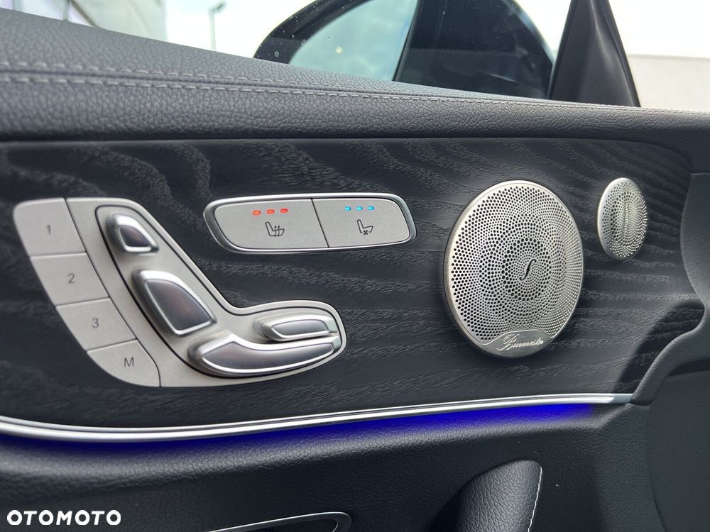 Mercedes-Benz Klasa E - 22