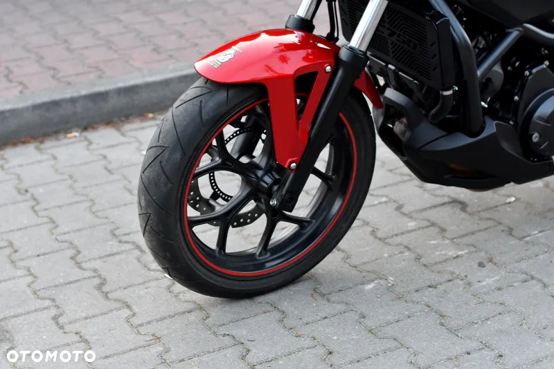 Honda NC - 22