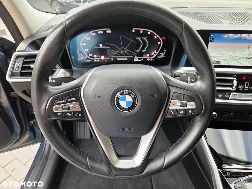 BMW Seria 3 - 23