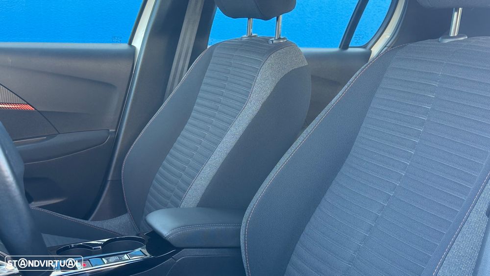 Peugeot e-208 Allure Pack - 9