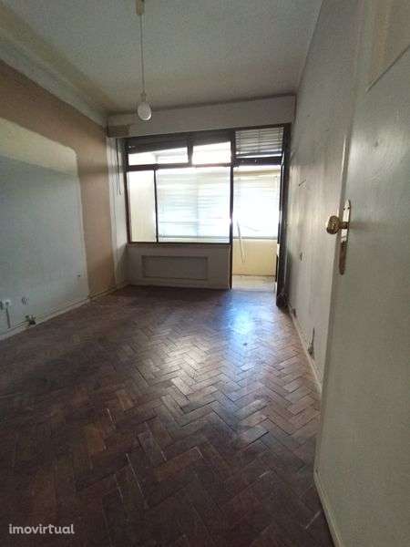 T4 Lisboa Estrela/Lapa na Av. Infante Santo - Grande imagem: 4/6