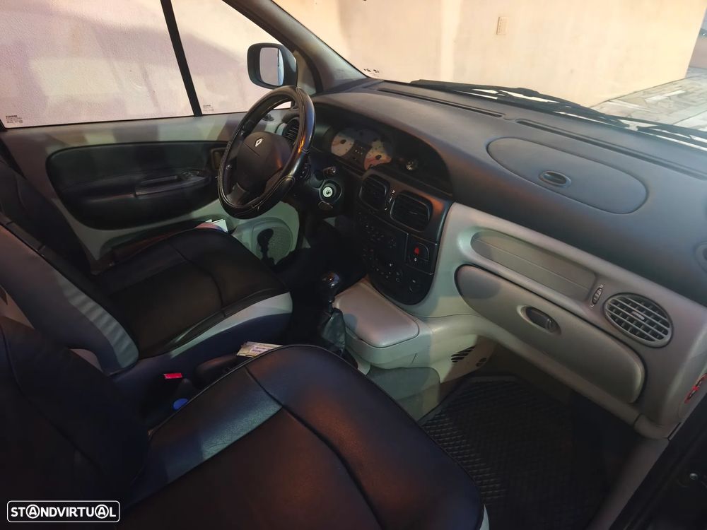 Renault Scénic RX4 2.0 16V Privilège - 11