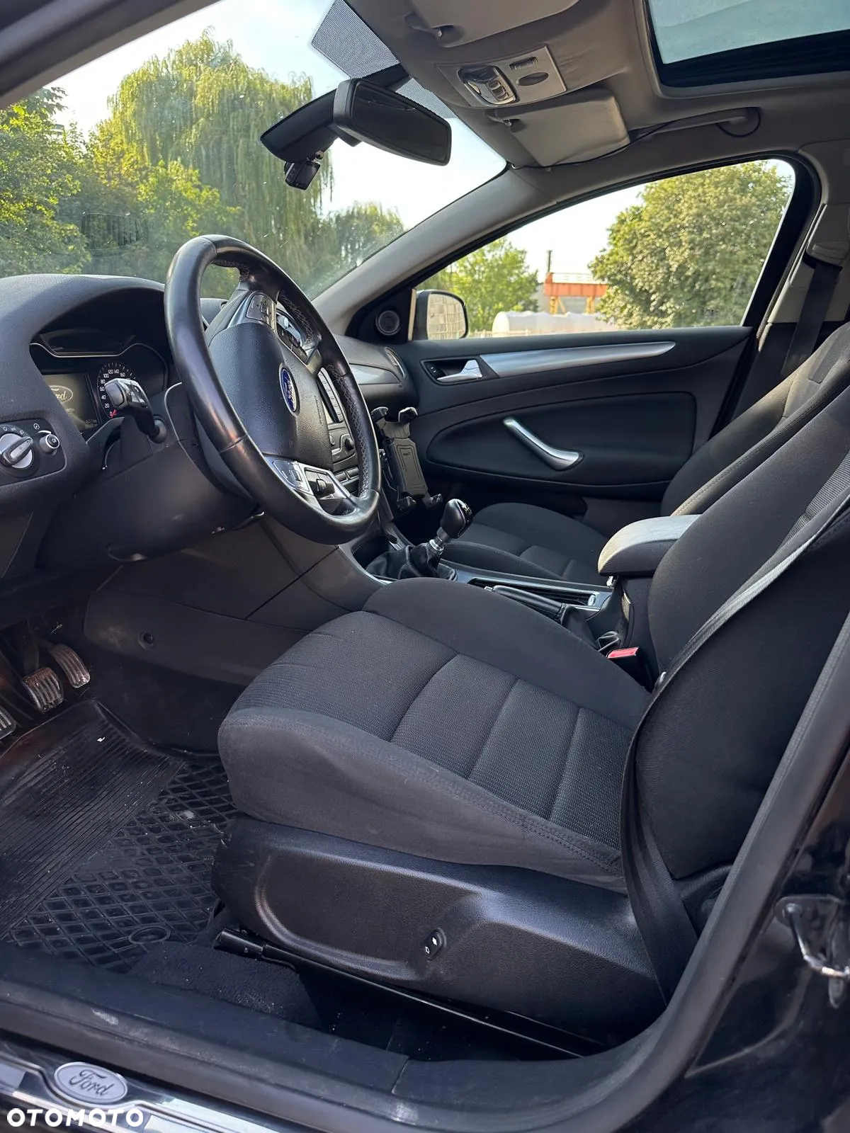 Ford Mondeo - 20