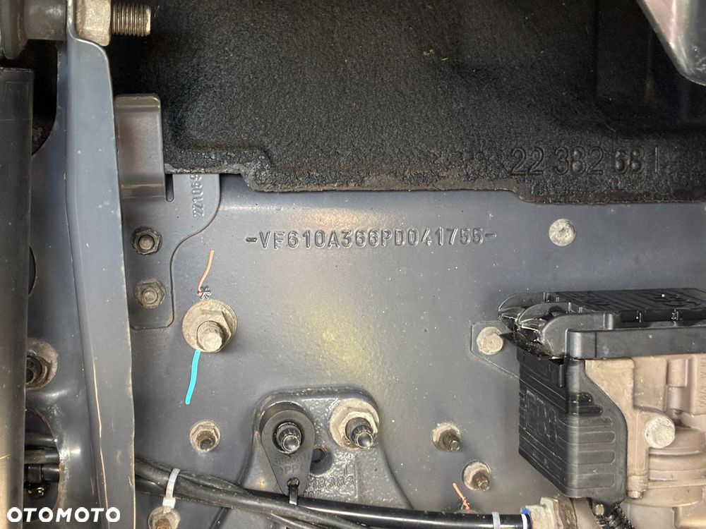 Renault T480 TC HIGH Sleeper Cab - 14