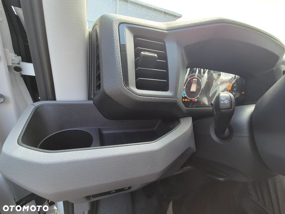 Volkswagen Crafter 35 - 6