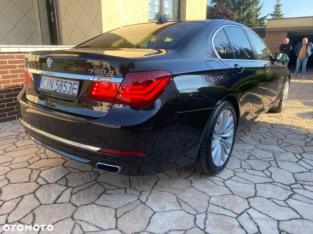BMW Seria 7 740d xDrive - 4